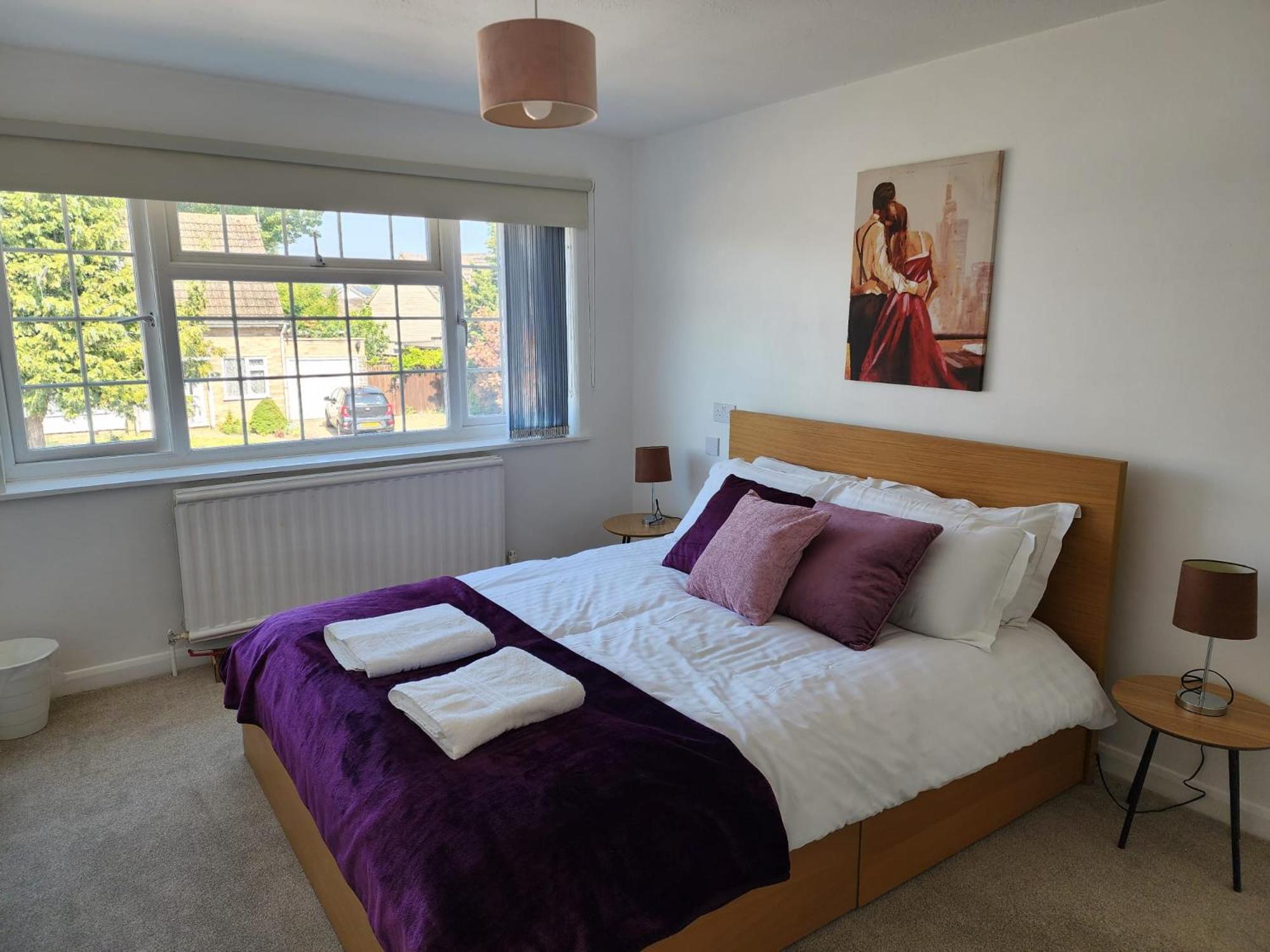 Kennedy Villa - 5 Bedroom House With Hot Tub, Wifi, Free Parkings, Close To Bicester Village Bagian luar foto